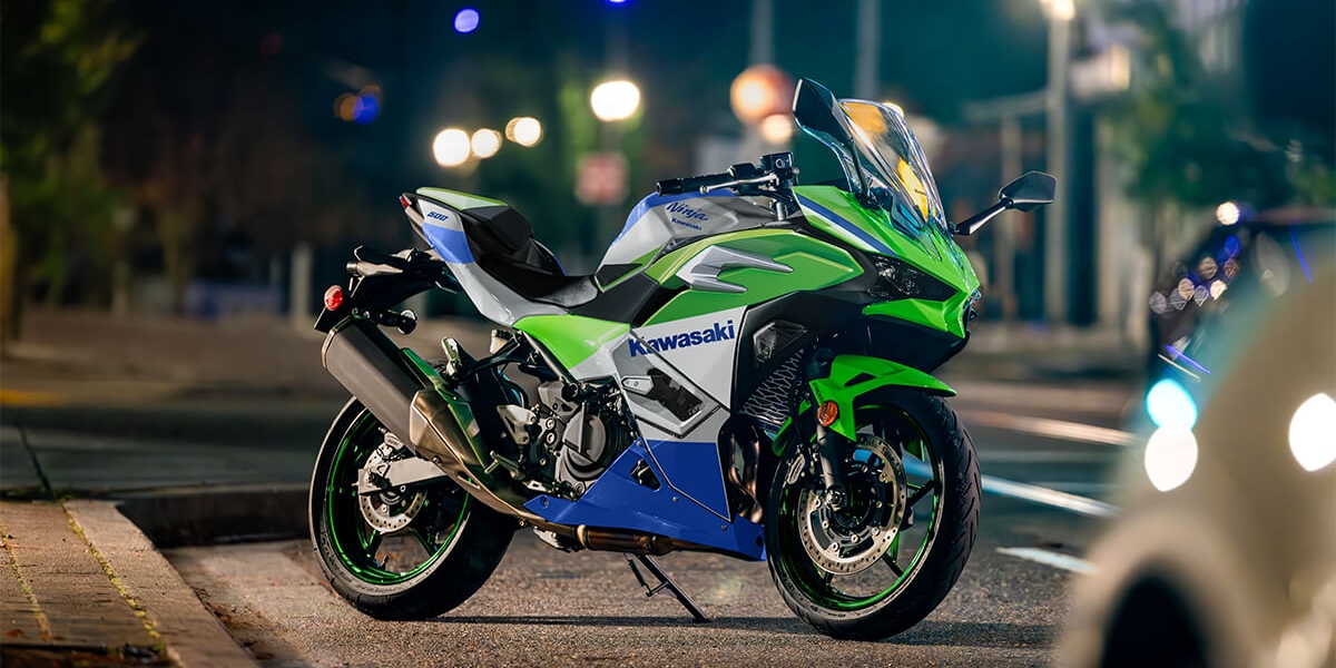 90年代經典塗裝上身 Kawasaki Ninja 500 SE 40周年紀念配色北美登場,這不是全家便利商店特仕車!