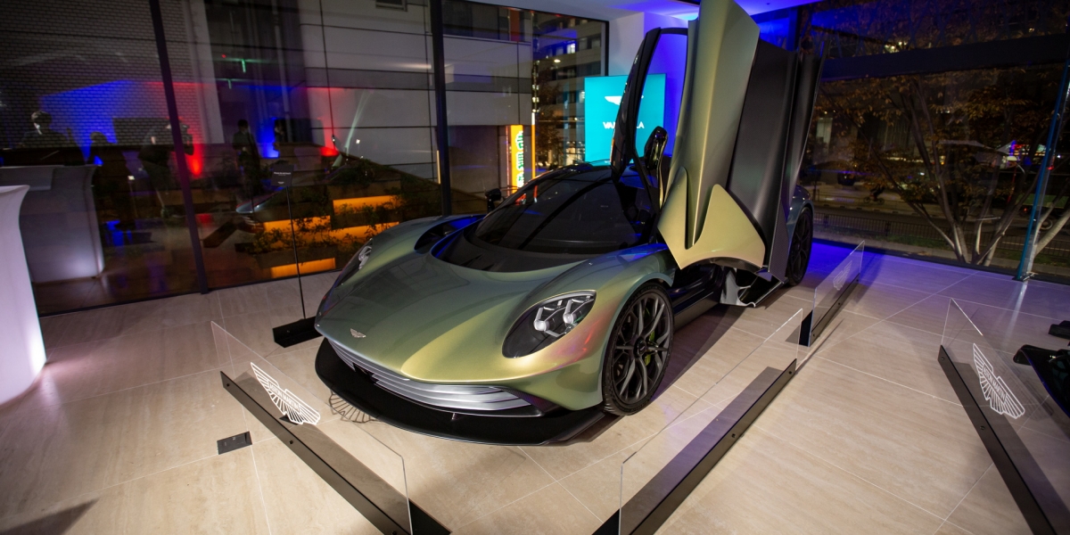異業合作,Aston Martin詮釋愛車者完美豪宅