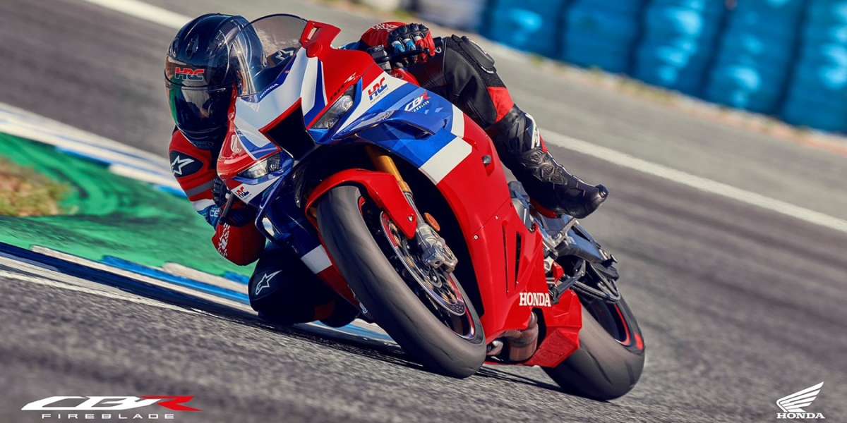 U型小翅膀、引擎肚內優化、218匹馬力!2024 Honda CBR1000RR-R/SP