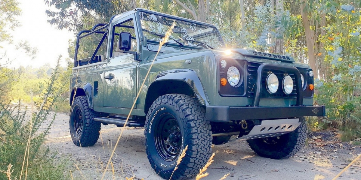 Legacy Overland客製化Land Rover Defender 90復出