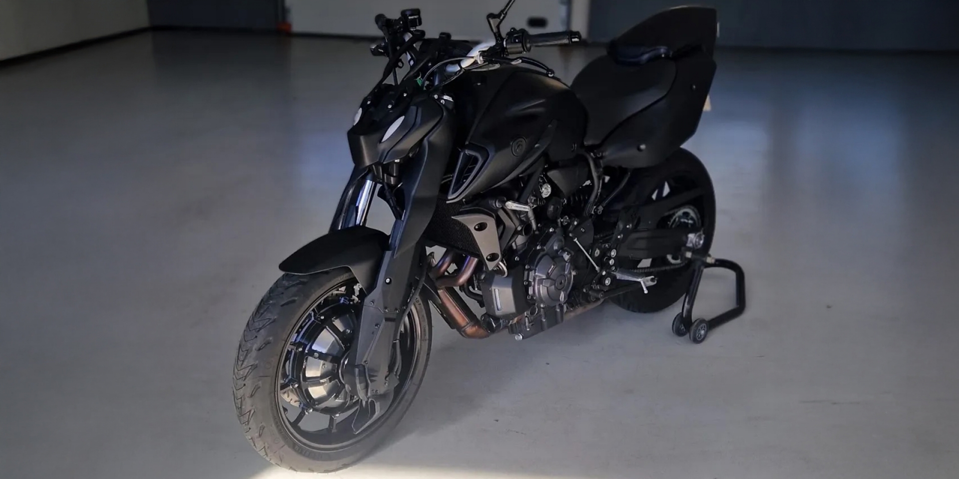 二輪傳動的逆襲！Furion M2 以橫軸馬達賦予 Yamaha MT-07 兩輪驅動新生命