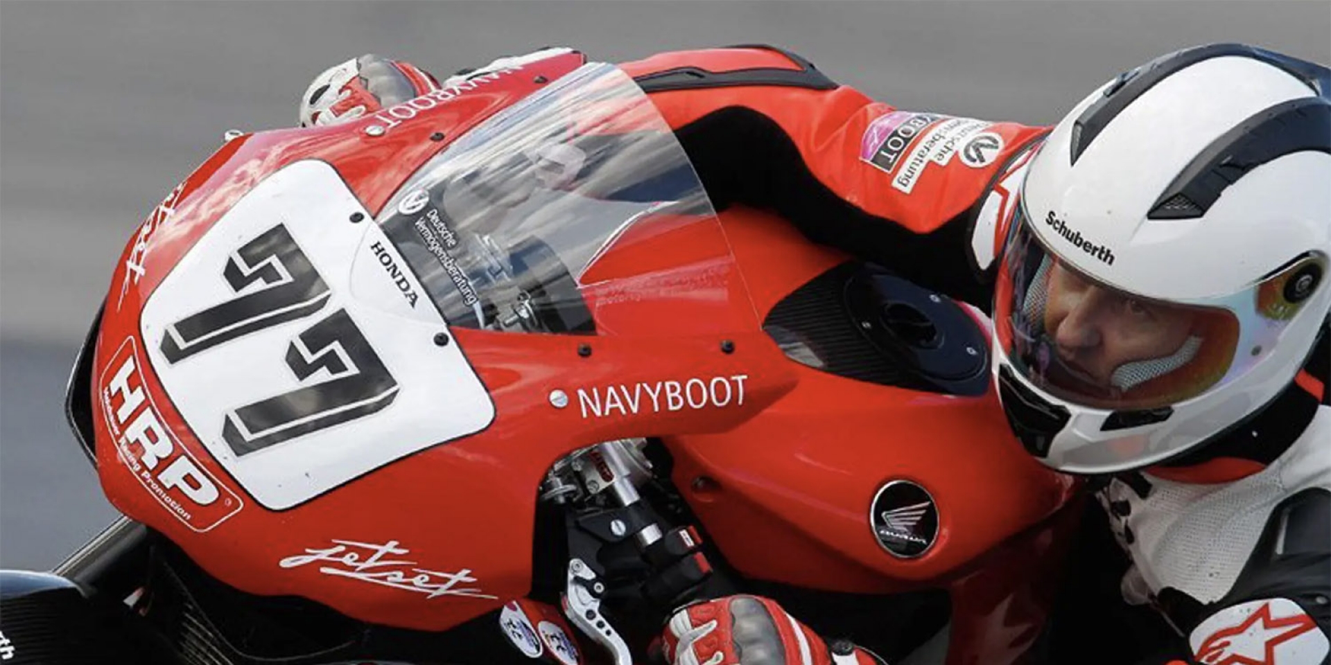 附簽名安全帽＋手套！F1 知名車手 舒馬克 賽道用Honda CBR1000RR 即將拍賣