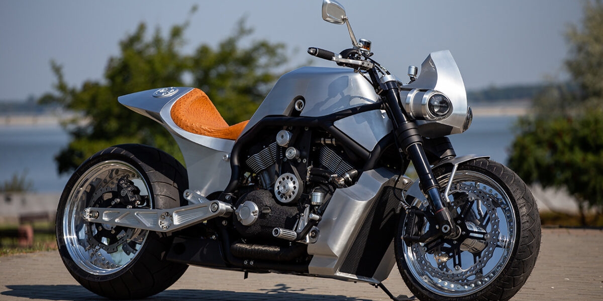 烏克蘭大肌肌!機械增壓猛男滿盛!HARLEY-DAVIDSON SUPERCHARGED  V-ROD by Custom Culture