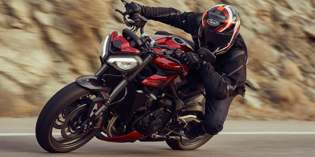 130PS馬力、頂級配備、騎姿更激進!2023 TRIUMPH STREET TRIPLE MOTO2™ EDITION 海外發表