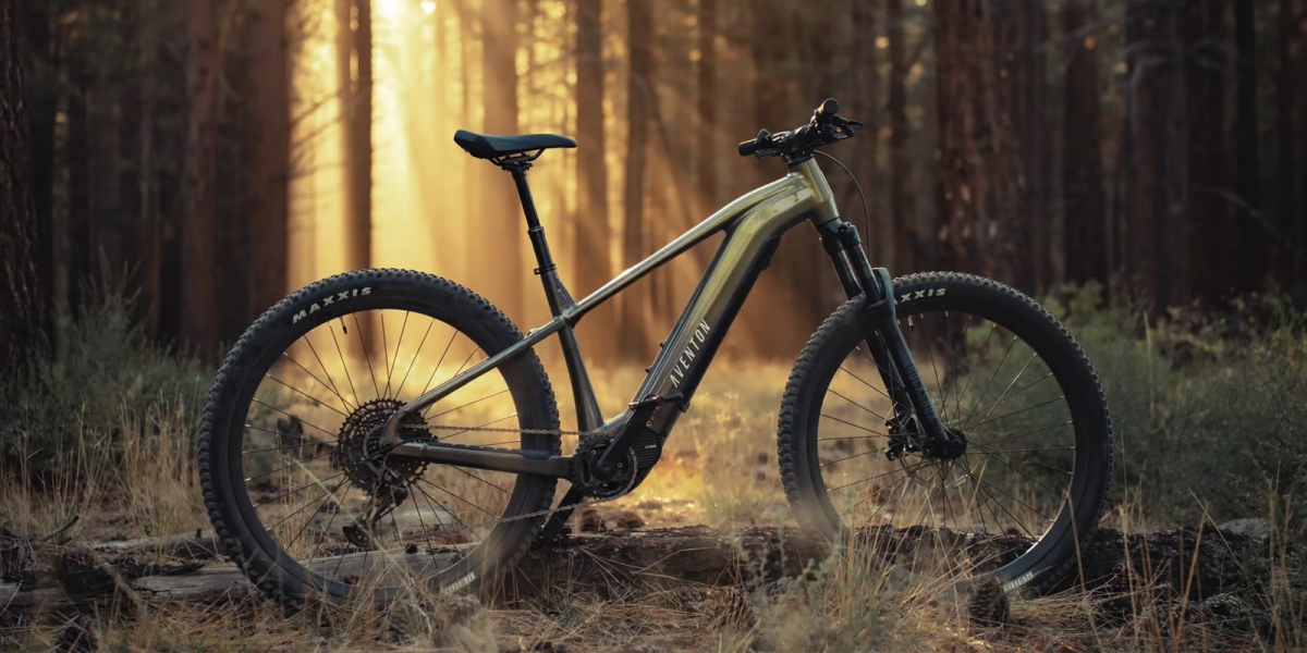 Aventon Ramblas eMTB:750W馬達、100Nm扭力、128公里續航、RockShox前叉,售價8.5萬台幣的電動登山車!