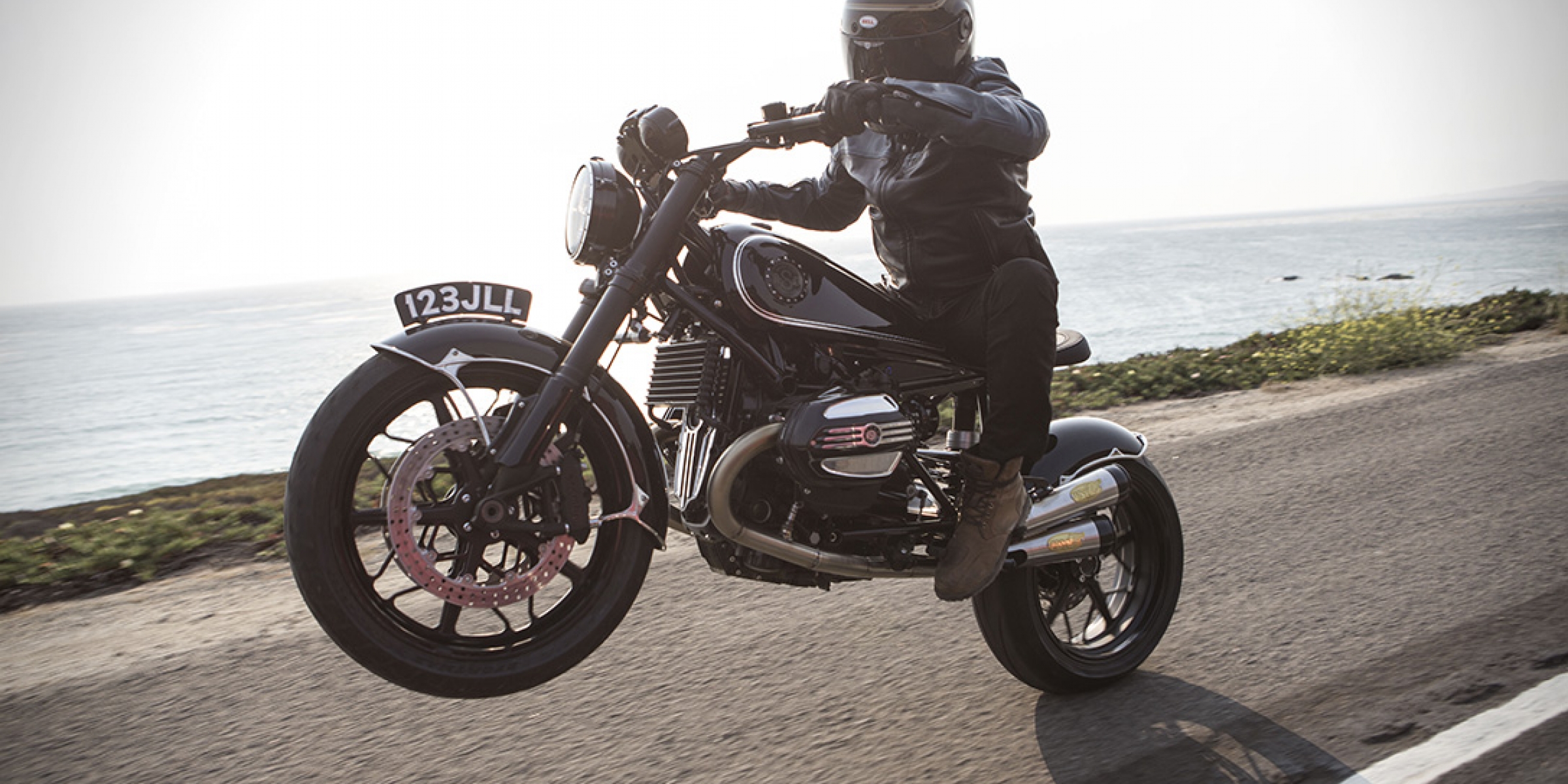 重現上個世紀的風華絕代。ROLAND SANDS BMW R NINE T