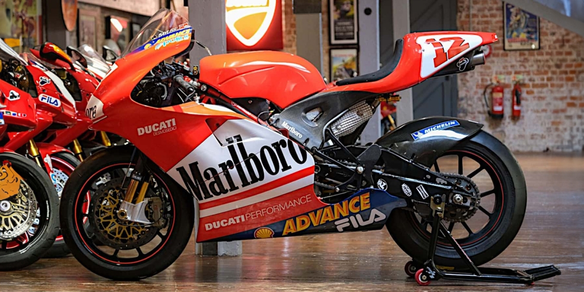 1400 萬台幣買 Troy Bayliss 的 2003 Ducati Desmosedici GP3 廠車!