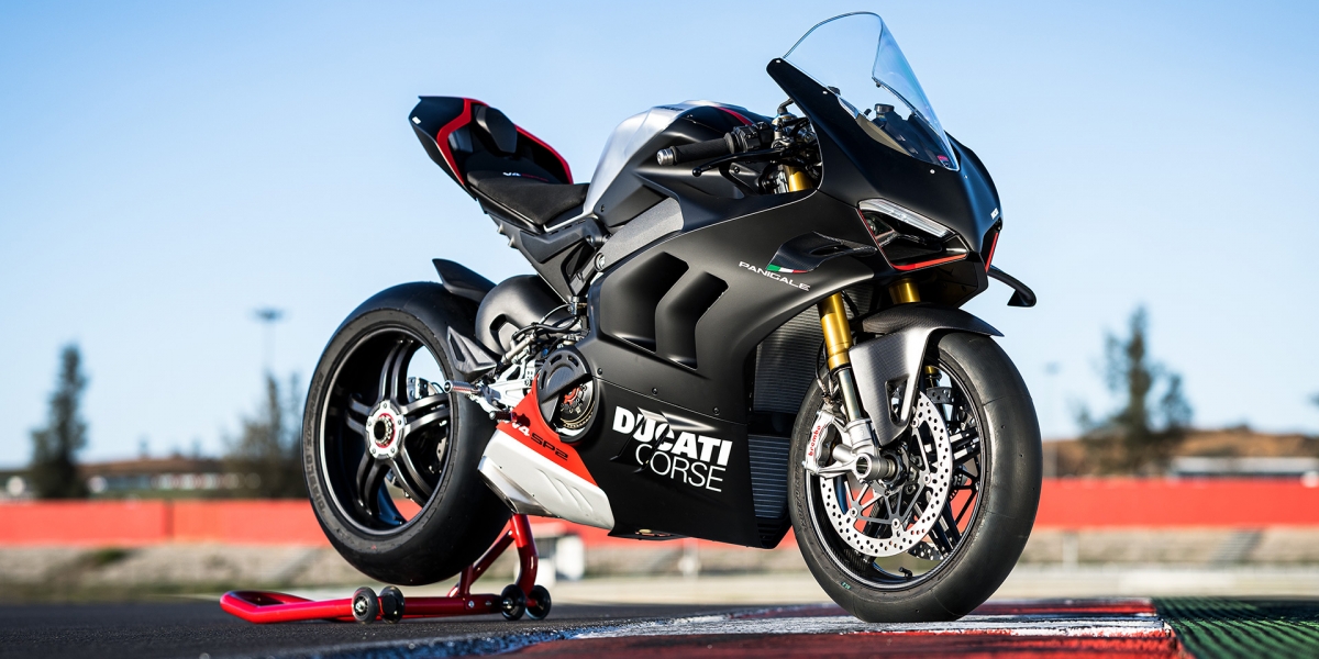 賽道狂魔!2022 DUCATI Panigale V4 SP2發表! 乾離、碳框,我全都要!