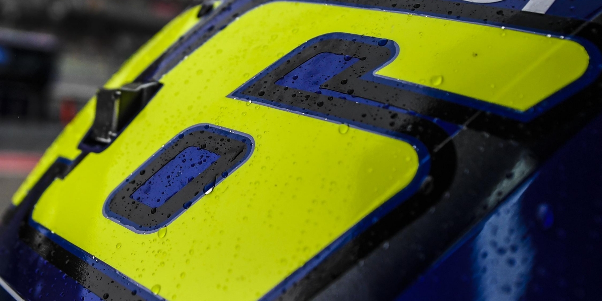 15圈的夢,在雪邦心碎。Valentino Rossi:摔車對誰來說都會很沮喪!