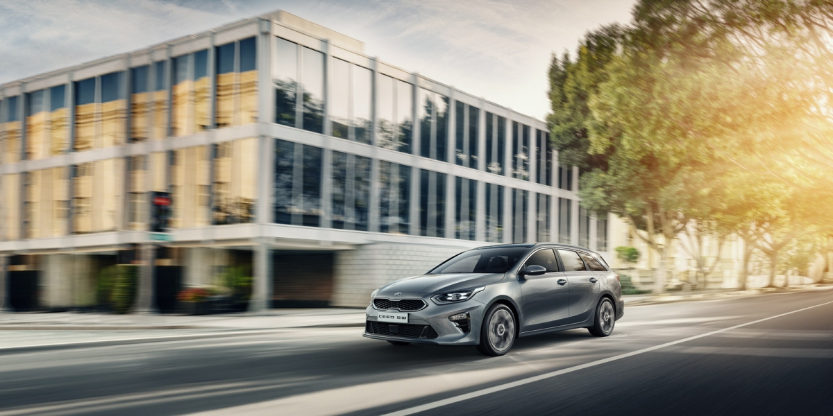 109.8萬元、再送數位儀表、車頂架!KIA Ceed Sportswagon台灣上市