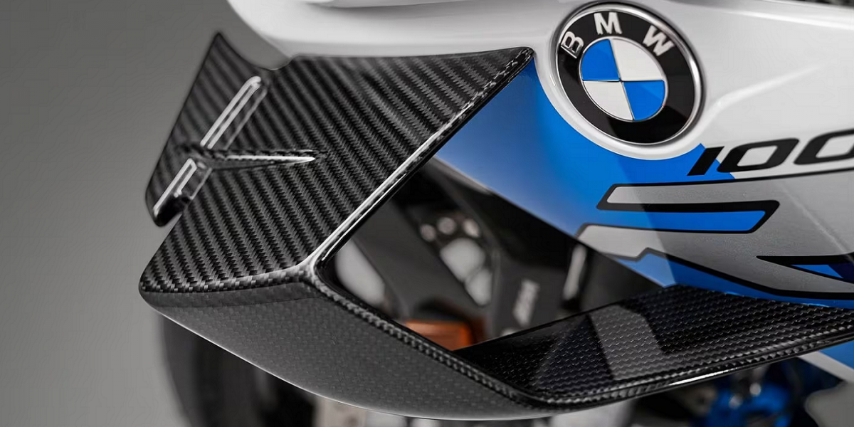 無時無刻追求最低風組!BMW向專利局申請S 1000 RR全自動定風翼專利