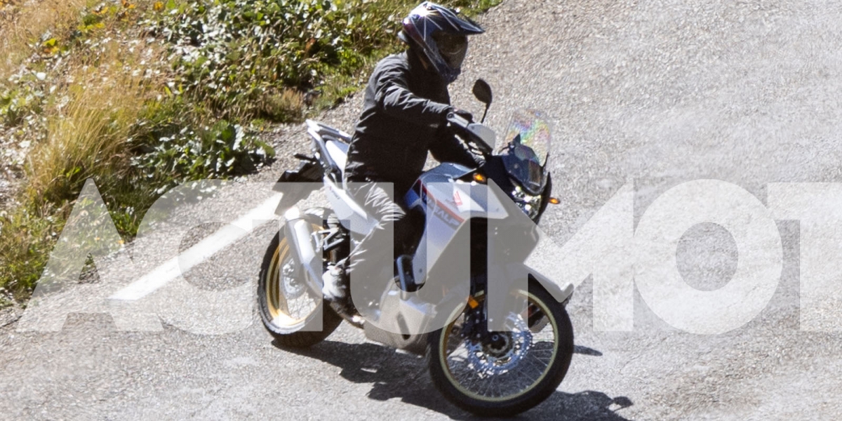 三角燈、方正整流罩、鋼絲框!HONDA XL750 Transalp間諜照曝光