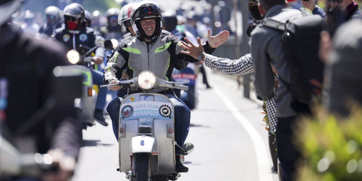 號召全球萬名騎士朝聖！Vespa 80周年慶典空降羅馬，四天狂歡打造專屬義式浪漫的兩輪傳奇