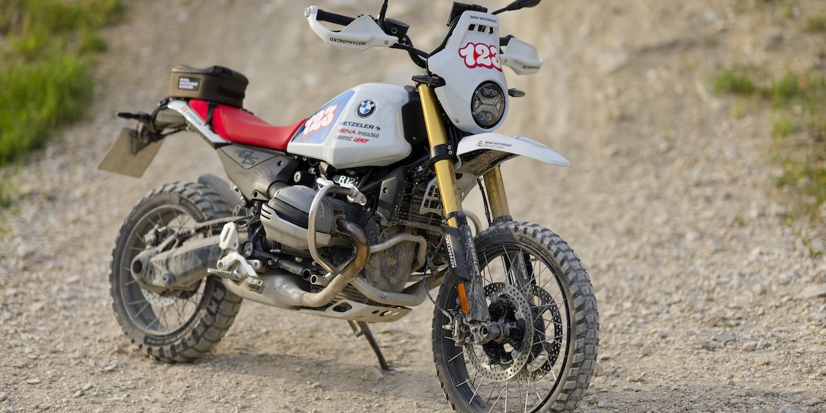 BMW R12 G/S GS Trophy Competition Bike 登場，羅馬尼亞越野賽事備戰