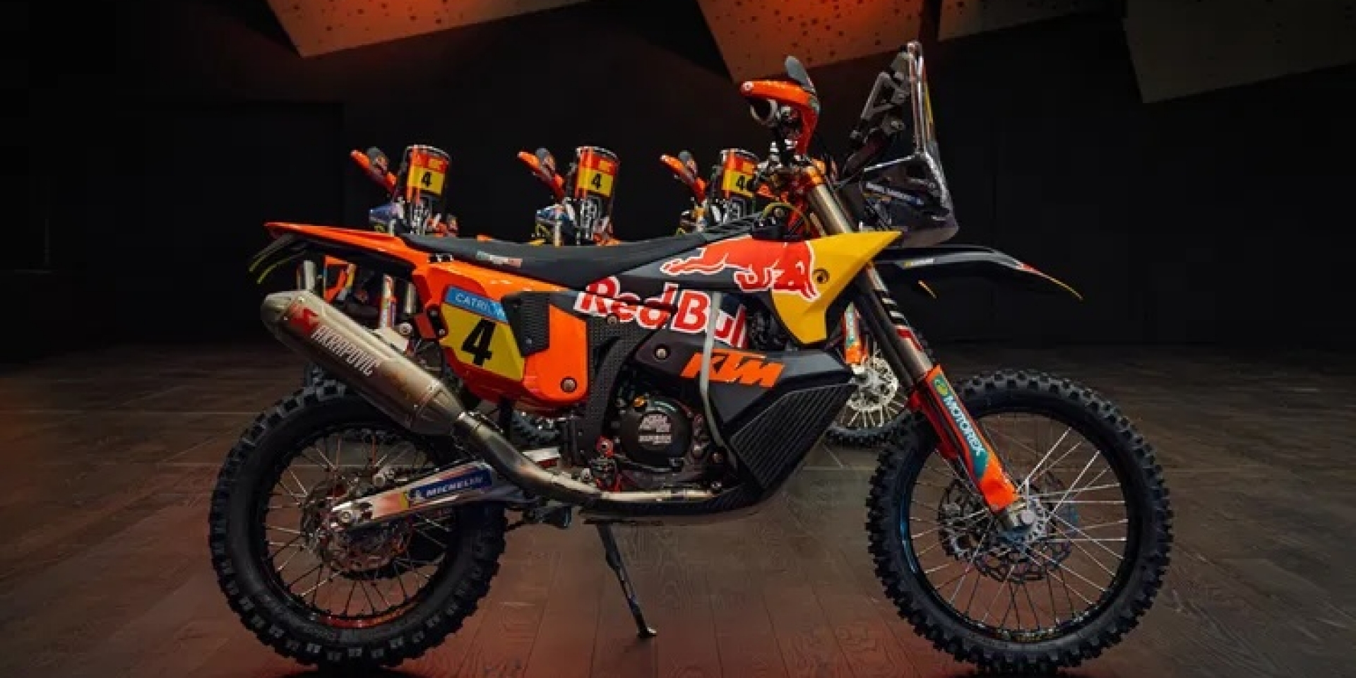 2026 KTM 450 Rally Replica 正式亮相 極稀有 Sanders Edition 同步登場，致敬 Dakar 冠軍傳奇