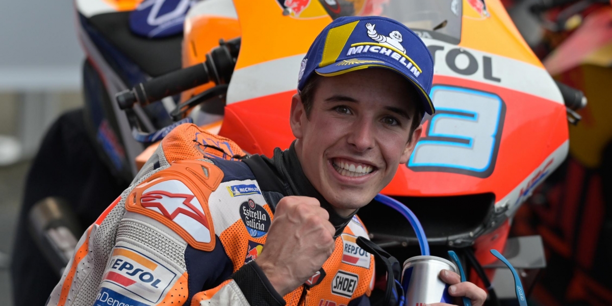 弟弟爭氣!第18位起跑的頒獎台,Alex Marquez:我告訴自己不要摔車,如果摔車了,沒人會記得你的這場比賽!