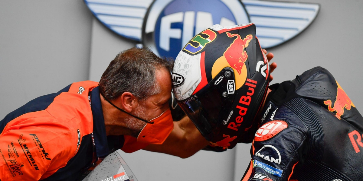 與天氣的豪賭!Brad Binder:有時候你必須勇敢拚一把,這一次我賭對了!