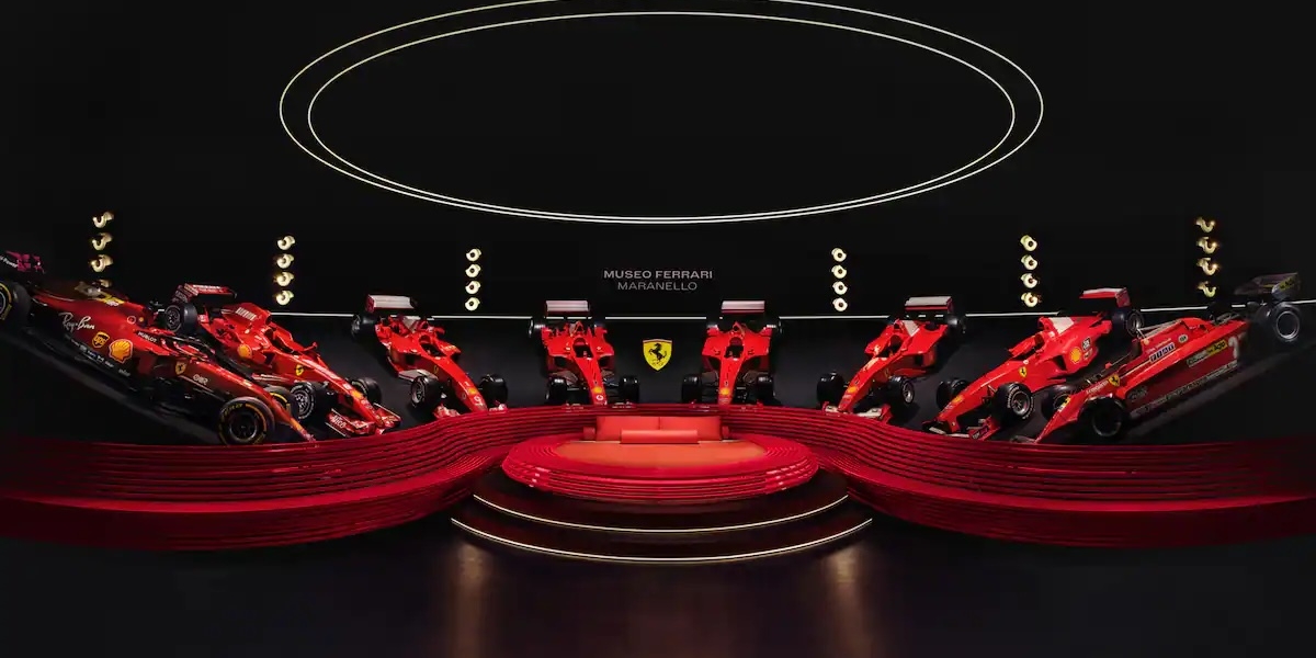 跟Ferrari海量冠軍賽車一起入睡!Ferrari Museum夜宿計畫不只過夜,還帶你吃Enzo最愛的餐廳