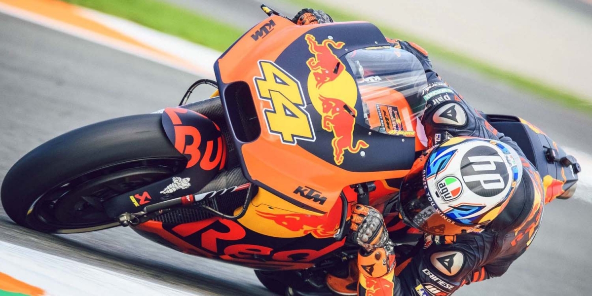 橘色力量的聖誕大禮包。GP廠車KTM RC16讓你買回家!