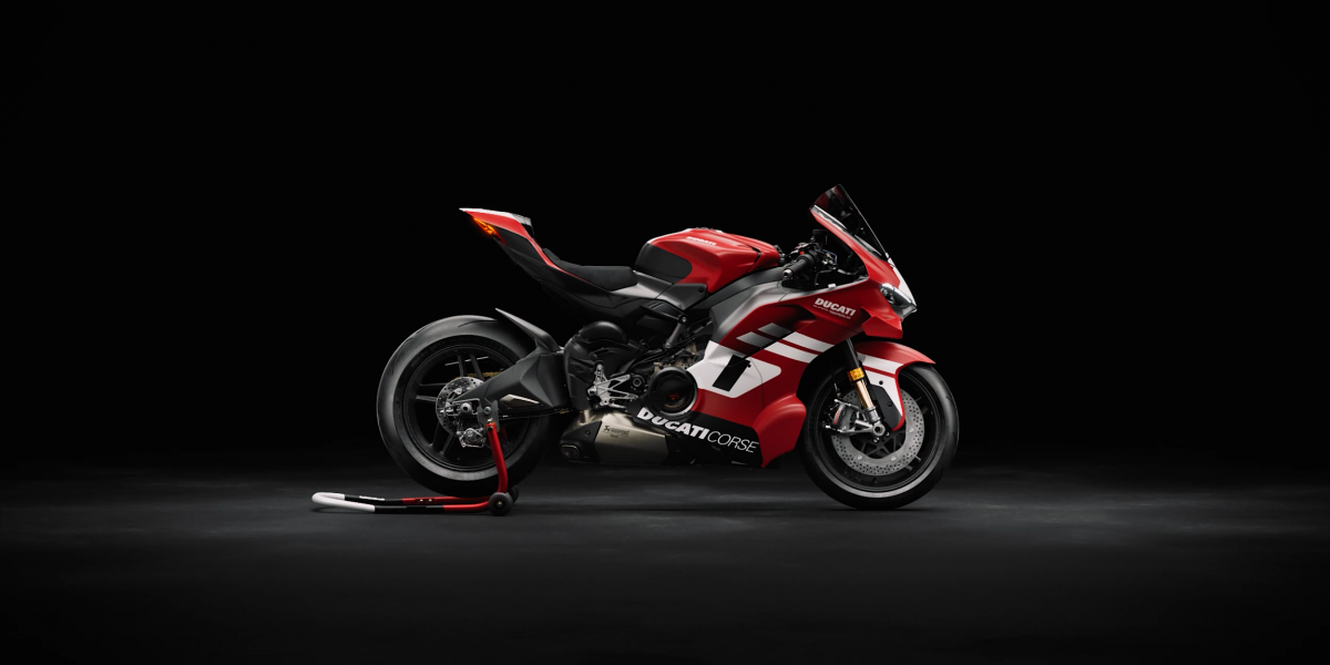 比 Scrambler 還輕！243hp 碳纖維神獸降臨，Ducati Superleggera V4 Centenario 百週年紀念版全球震撼發表