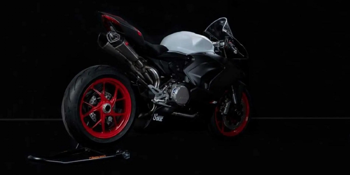 排氣管上繞又增強動力表現!Zard推出Ducati Panigale V2賽道套件