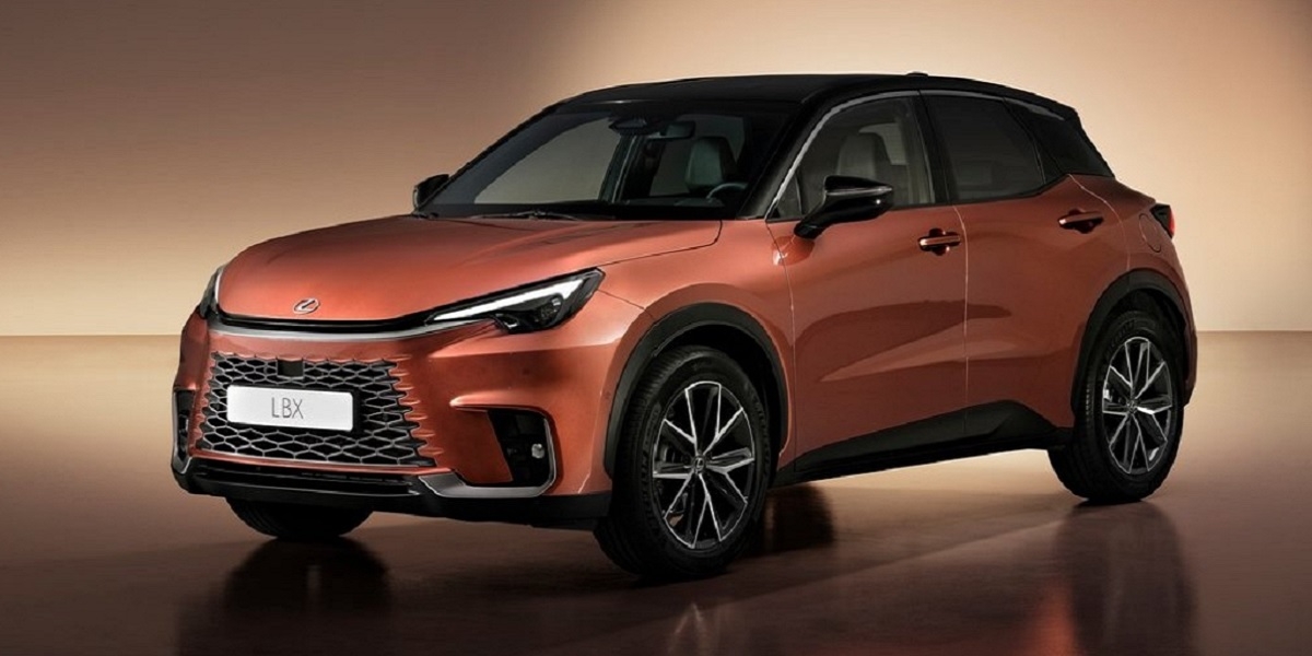 正式進軍豪華入門跨界休旅市場!Lexus LBX車系正式發表、預計於今年底販售