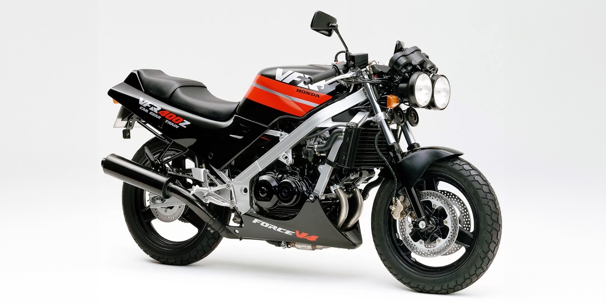 怪騎物語。Honda V4 大秘寶、唯一 V 型四缸運動街車 VFR400Z!