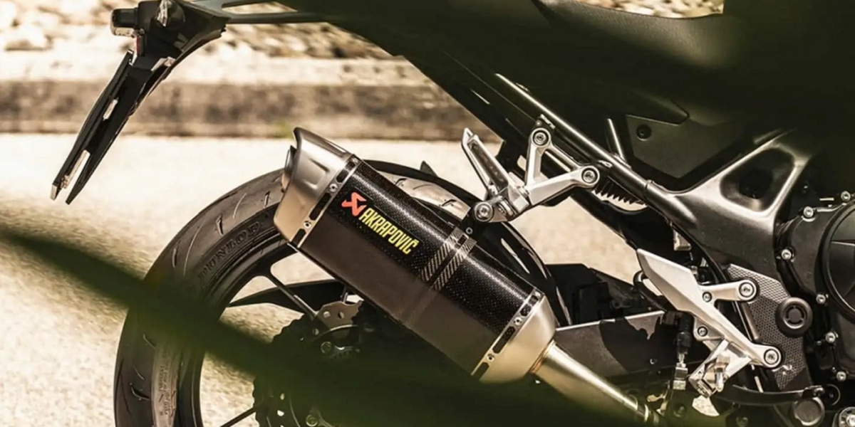 運動化外觀加上性能表現加成!Akrapovič推出Honda CB750 Hornet / XL750 Translap專屬排氣管