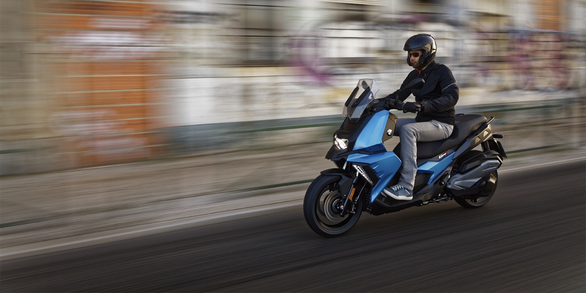 跨界黃牌新勢力。BMW C400X外媒試駕分享