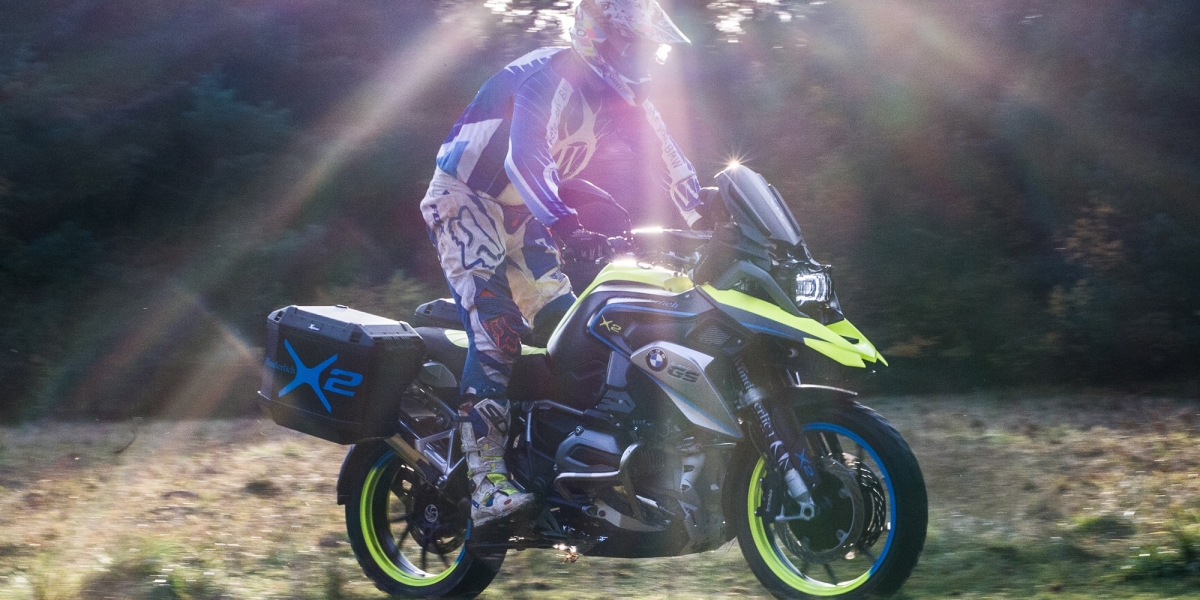 隱藏的秘密武器還是愚人節惡搞? BMW註冊新Hybrid專利