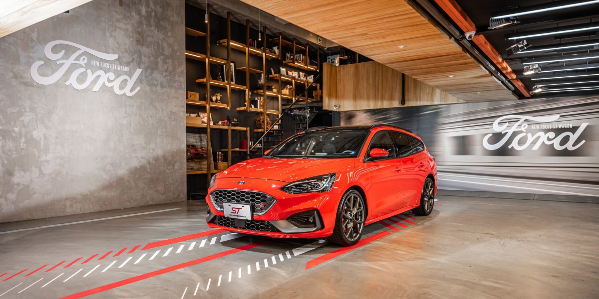 FOCUS ST Wagon 預接單價142.8萬搶先亮相!