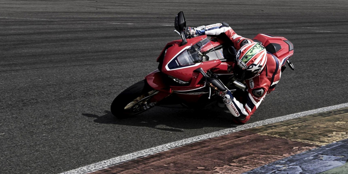 科隆車展。2017 HONDA CBR1000RR SP/SP2深入報導