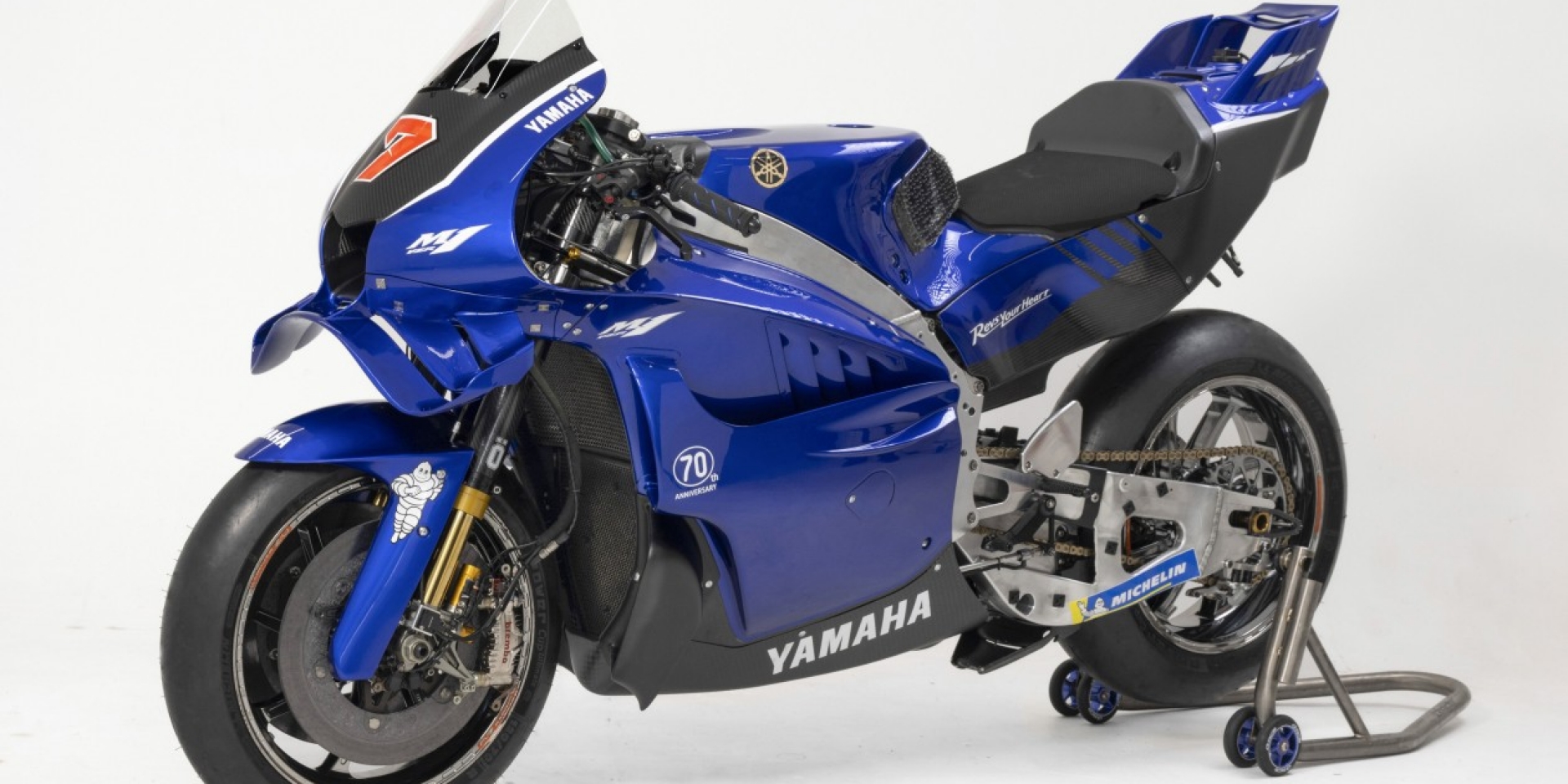 藍色新心臟！Yamaha YZR-M1 V4 原型車亮相