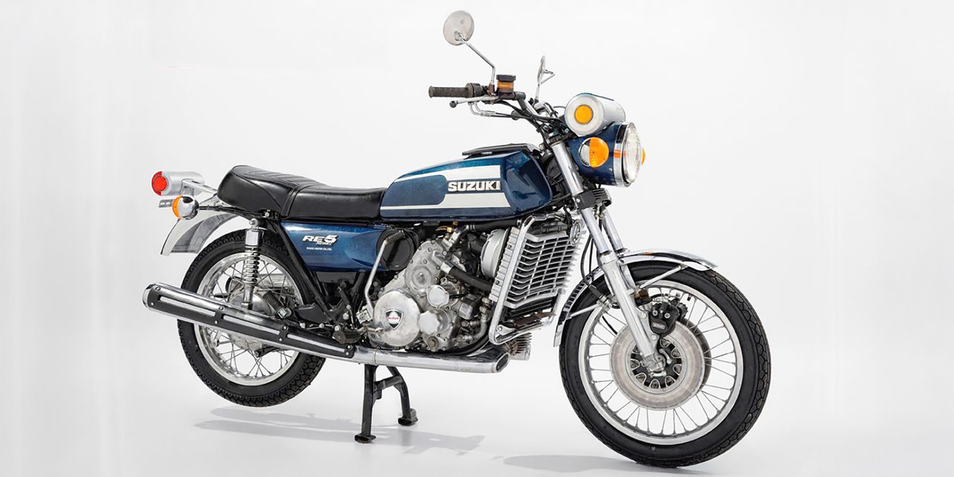 怪騎物語。Suzuki RE5：62匹轉子引擎、茶筒儀表、水/油雙冷卻系統，變態鈴木的瘋狂代表作！
