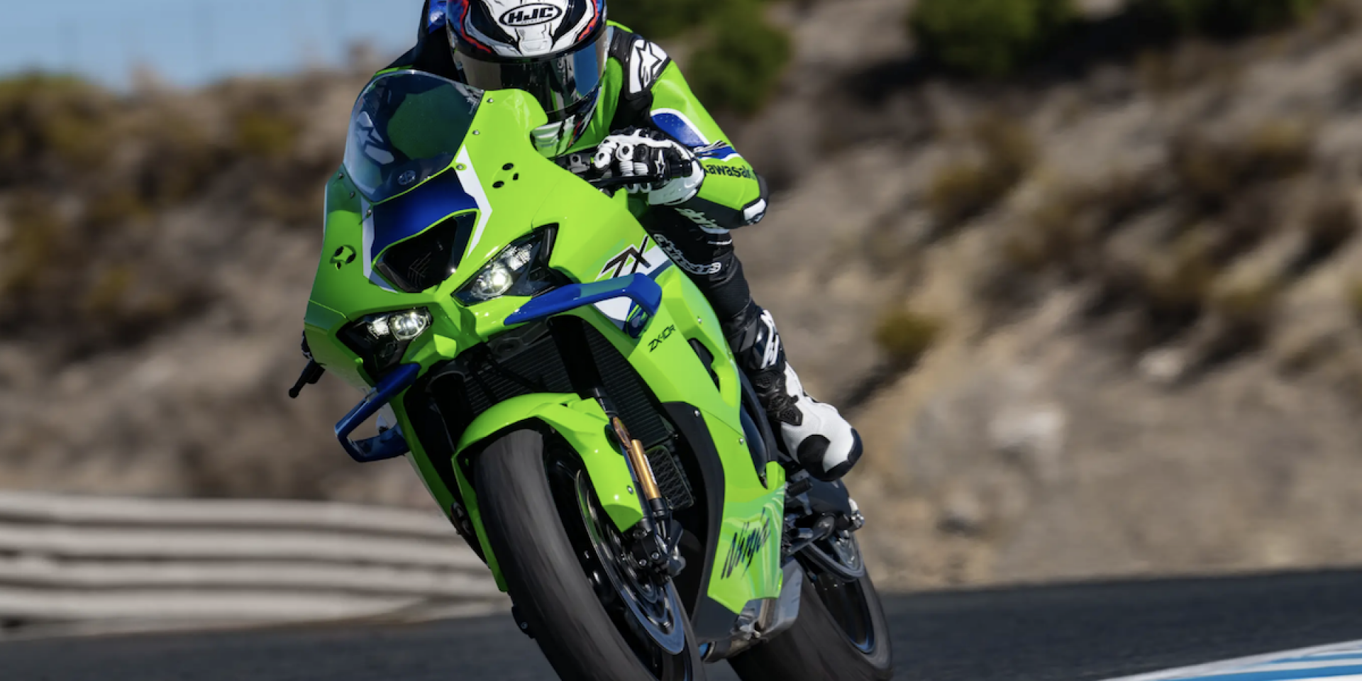 新世代臉孔 新翼片！2026 Kawasaki Ninja ZX-10R 以空力與電控重新定義公升級仿賽