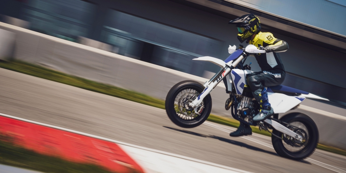 2026 Husqvarna FS 450 專業短道超級摩托競速新進化
