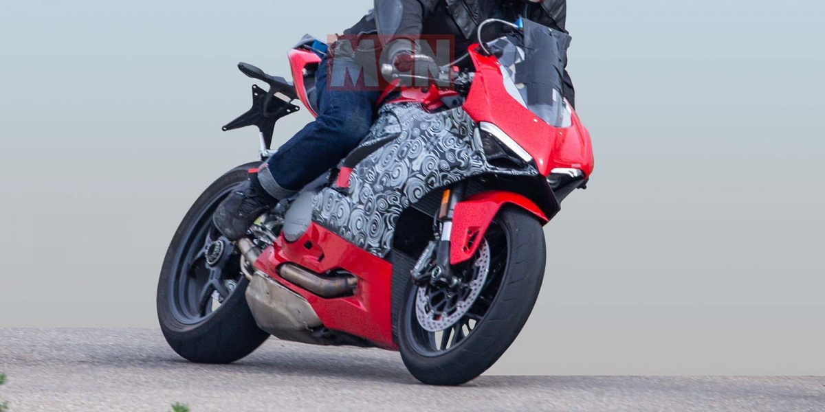L-twin仿賽即將更新!Ducati 959 Panigale測試車海外捕獲