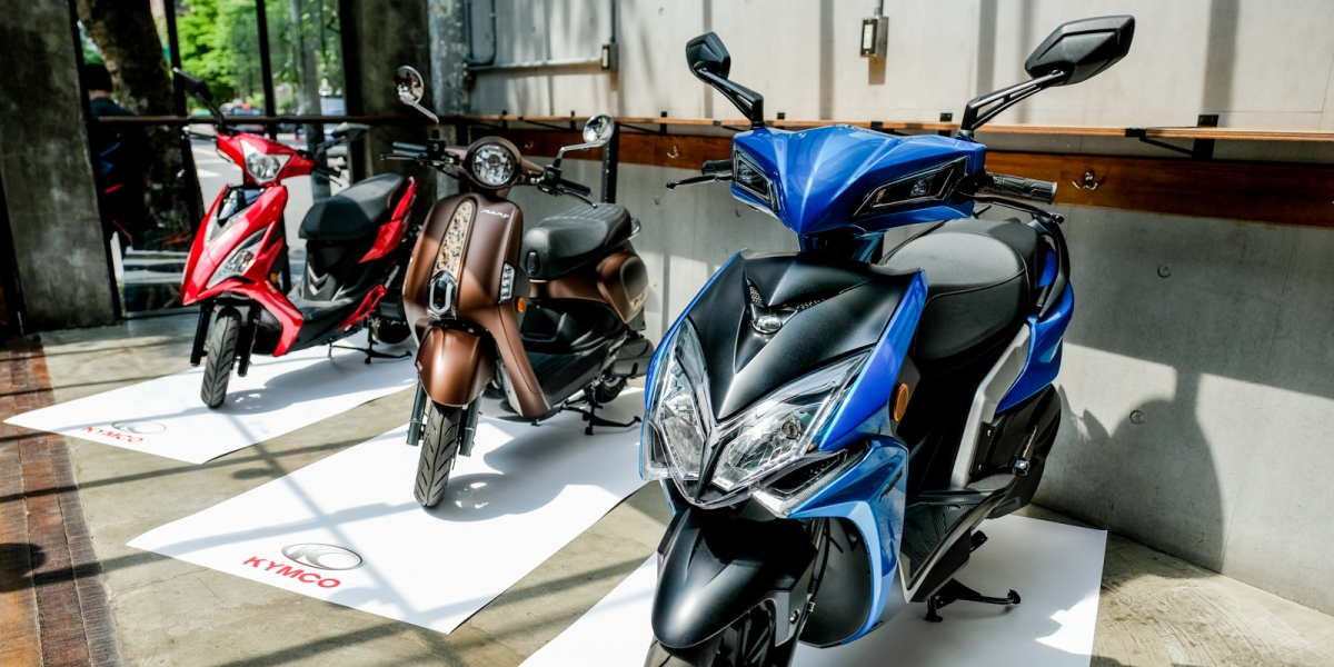 Racing S、GP 125、新名流125,ABS暑期新優惠,最低五萬有找騎回家