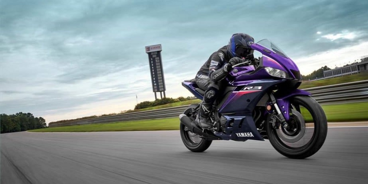 全新「幻影紫」配色帶你重回90年代!2023年式 Yamaha YZF-R3 北美正式發表