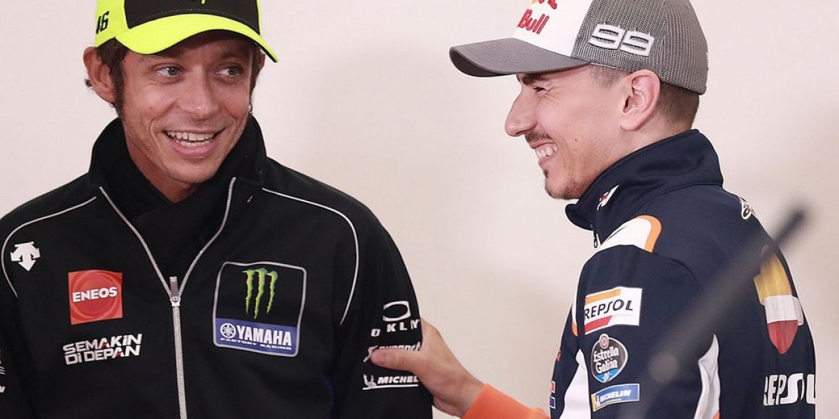 一個車庫兩種性格?Jorge Lorenzo:Valentino Rossi總是對鏡頭很友善,我不能也不願這麼做。