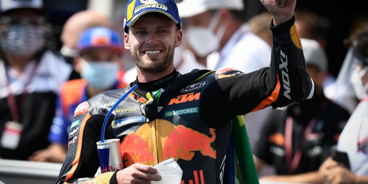 KTM與菜鳥年的首勝,像極了愛情!Brad Binder:這輩子最棒的時刻!
