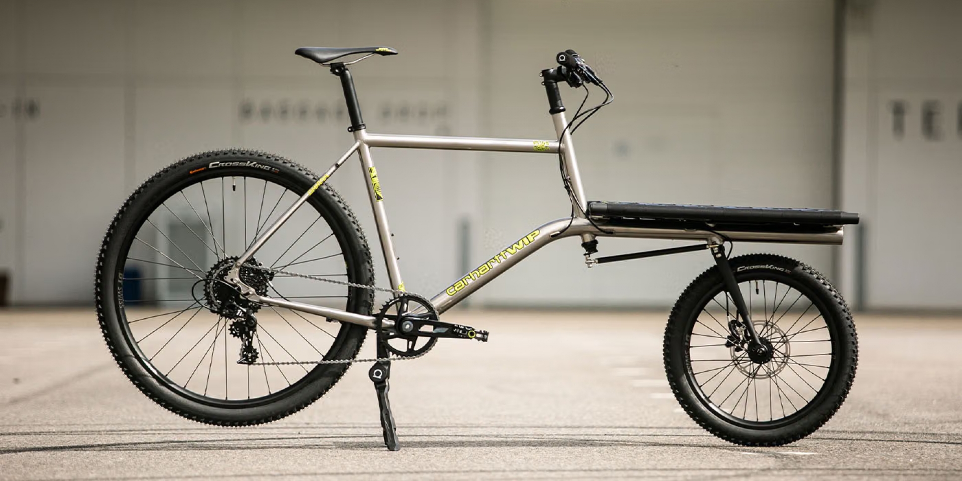 Carhartt WIP × OMNIUM 聯名不鏽鋼 Mini-Max 貨運單車，全球限量150輛
