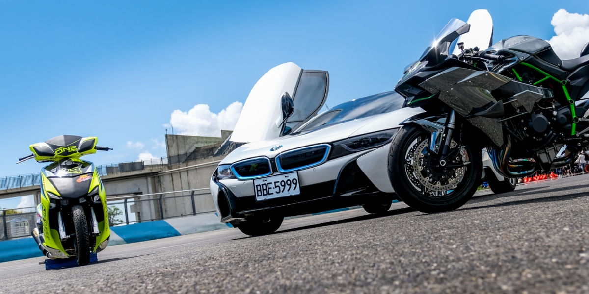 二輪四輪直球對決 200m直線加速,MotoFanatic Battle Day大鵬灣登場