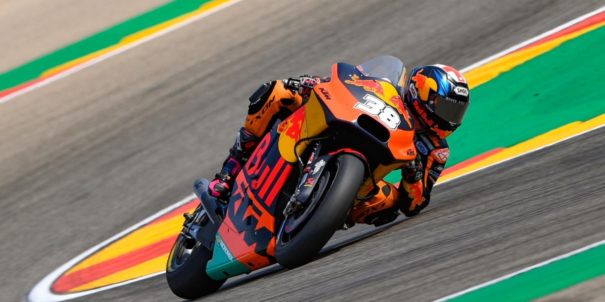 Bradley Smith:今年內擠進八強沒問題! KTM成績逐步推進中