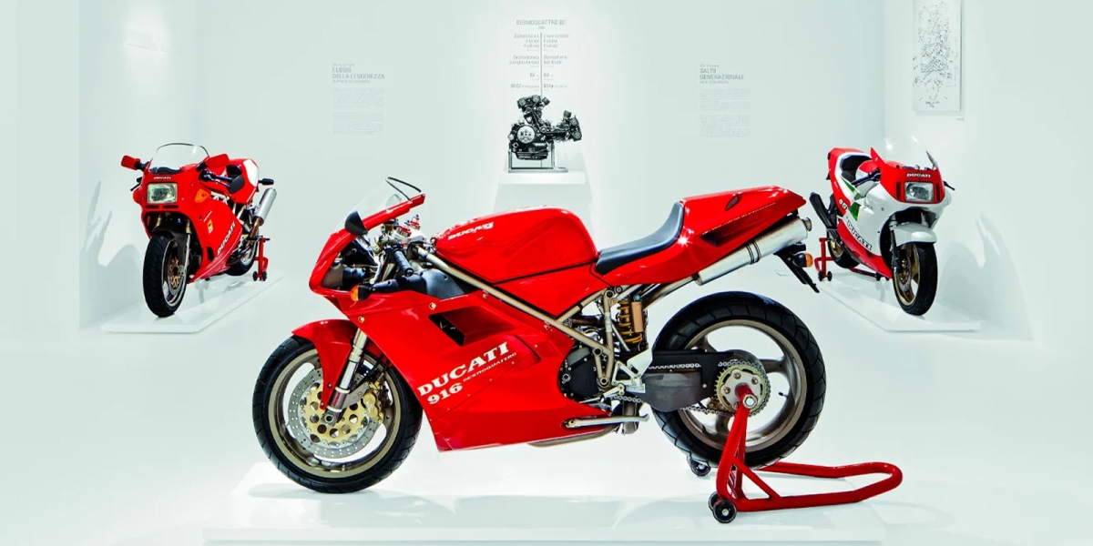 V型雙缸的終結,回顧10台最經典的DUCATI V型雙缸車款!