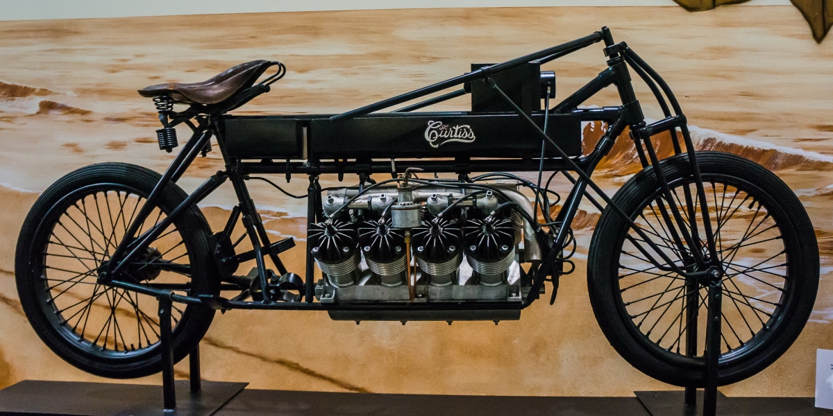 機車V8引擎巡禮(一):怪獸始祖 Curtiss V8