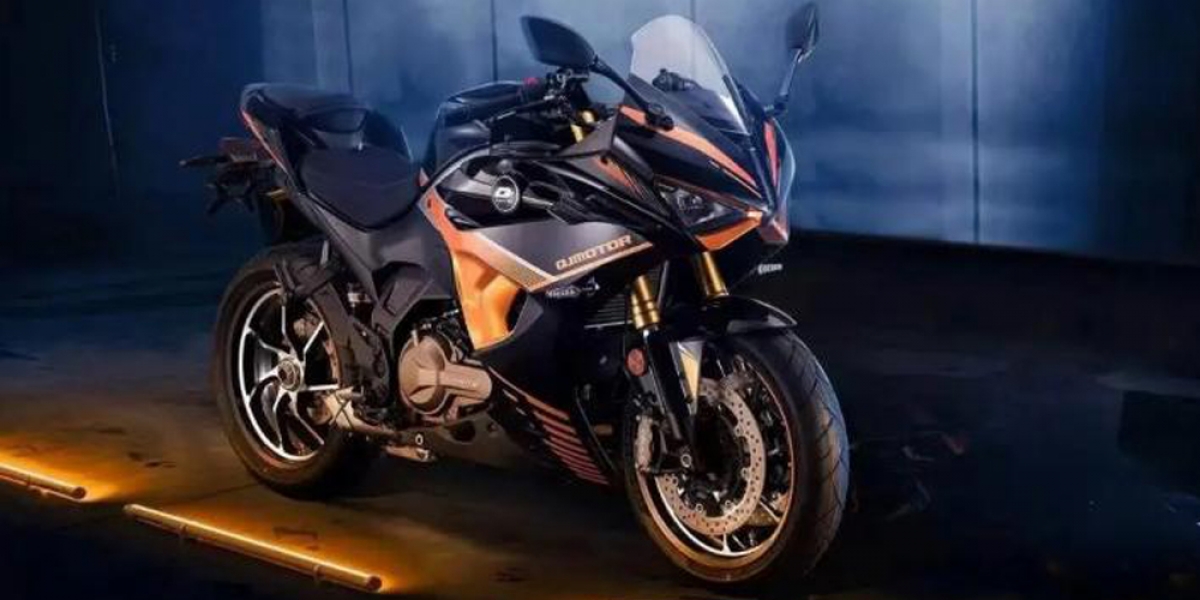單搖臂、撞臉Panigale!錢江摩托GS550仿賽發表