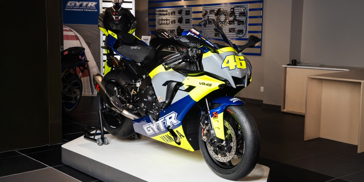 致敬「The Doctor」!Valentino Rossi專屬塗裝Yamaha R1登場,售價台幣141萬元