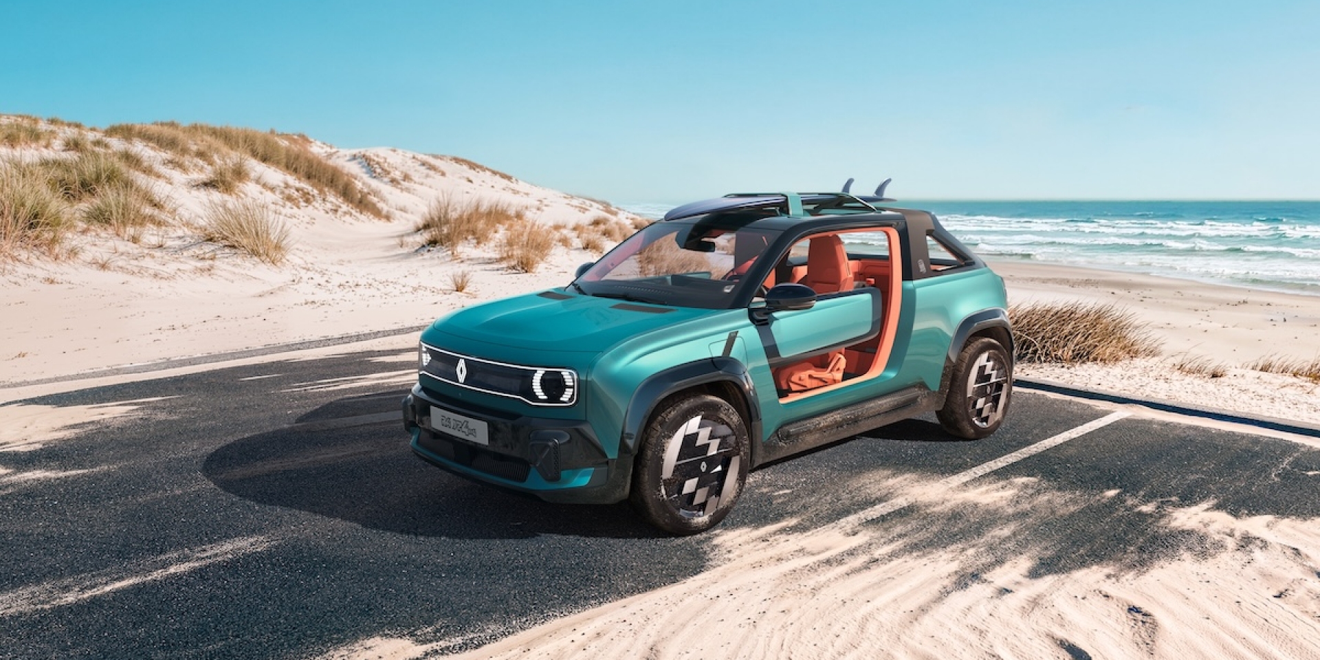 雷諾最狂概念車！Renault 4 JP4x4敞篷電動沙灘越野車亮相法網公開賽