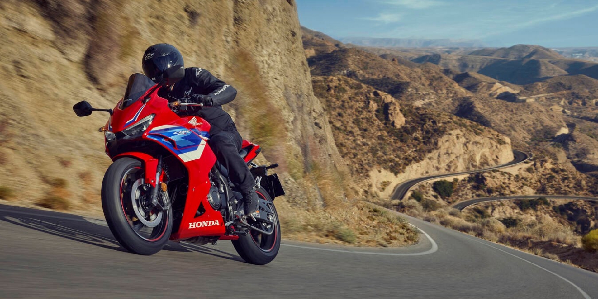 回不去了！Honda CBR500R E-Clutch 米蘭登場，電子變速大軍強勢壓境